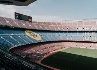 Alineaciones De FC Barcelona Contra PSG: ¿Quién Sorprenderá En El Campo?