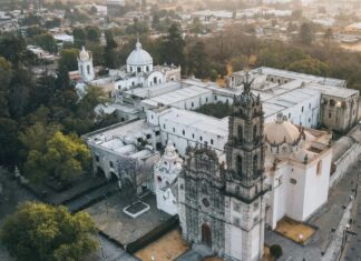 Courtyard Mexico City Revolución: Descubre Su Misterio y Encanto