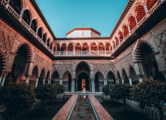 Barça busca su quinta victoria consecutiva ante Sevilla en La Liga