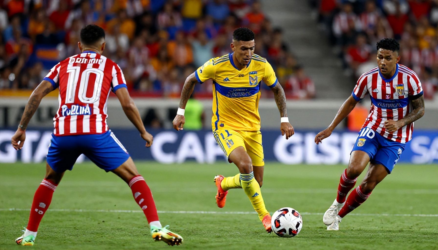 Cómo Chivas puede romper la defensa de Tigres