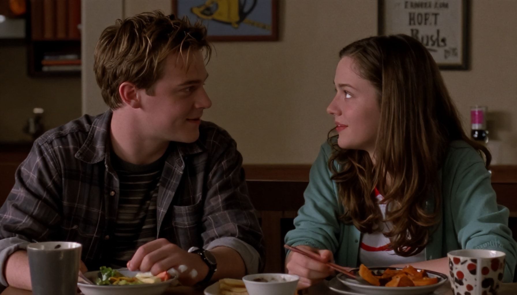 Cómo la película redefine el romance adolescente en los 90