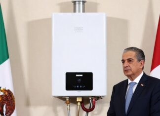 Gobierno anuncia subsidio de hasta $5,000 para reemplazar calentadores de paso viejos en 2024