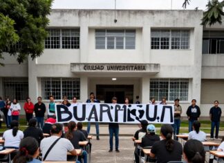 Protestas en Ciudad Universitaria de la BUAP dejan 12 detenidos y clases suspendidas
