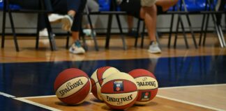 Chivas y Sporting KC definen su pase a semifinales en duelo de ida con 1-1 dramático