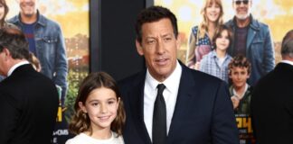 Las dos hijas de Adam Sandler brillan en el estreno de su nueva película familiar