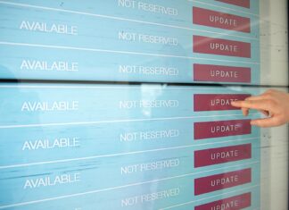 Huracán Grace avanza con vientos de 130 km/h hacia Veracruz en tiempo real