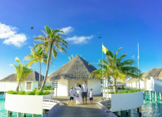 De Barcelona a Bali: 5 destinos ideales para una luna de miel con niños