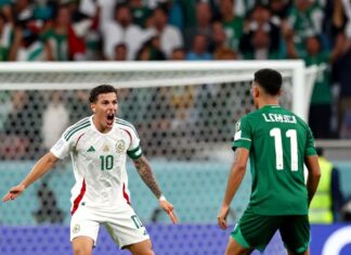 México remonta con gol de Lozano al 90+5 y vence 2-1 a Arabia Saudita