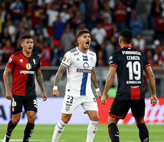 Pachuca remonta con dos goles en 10 minutos y deja a Atlas al borde del descenso