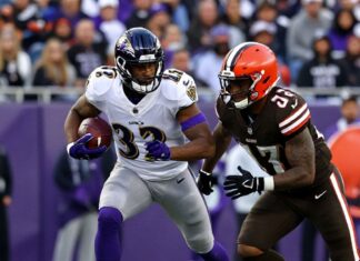 Cuervos de Baltimore aplastan a Browns 31-17 con explosivo ataque terrestre