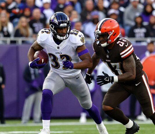 Cuervos de Baltimore aplastan a Browns 31-17 con explosivo ataque terrestre