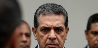 Carlos Hank González enfrenta nueva investigación por 12 millones en cuentas ocultas