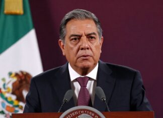 Gerardo Fernández Noroña anuncia demanda legal contra el INE por presunta censura electoral