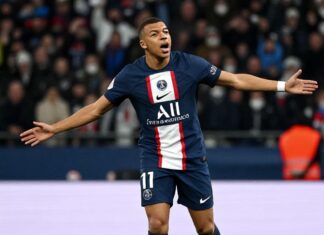El PSG remonta con gol de Mbappé en el minuto 89 ante el Marsella en el Parque de los Príncipes