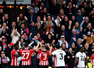 Southampton remonta con dos goles en el descuento para vencer 3-2 al Fulham Southampton remonta con dos goles en el descuento para vencer 3-2 al Fulham